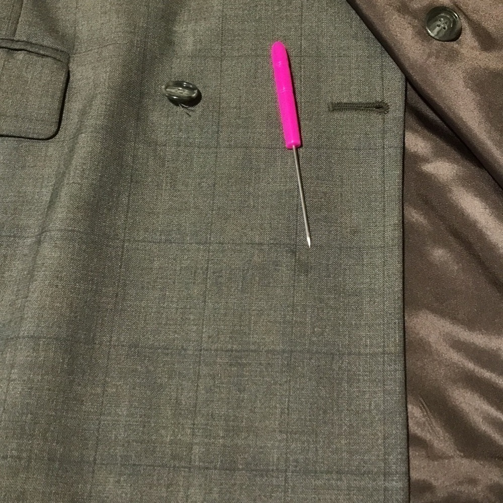 HAGGAR IMPERIAL Men’s Double Breasted Blazer—Sz 42L - Picture 12 of 15